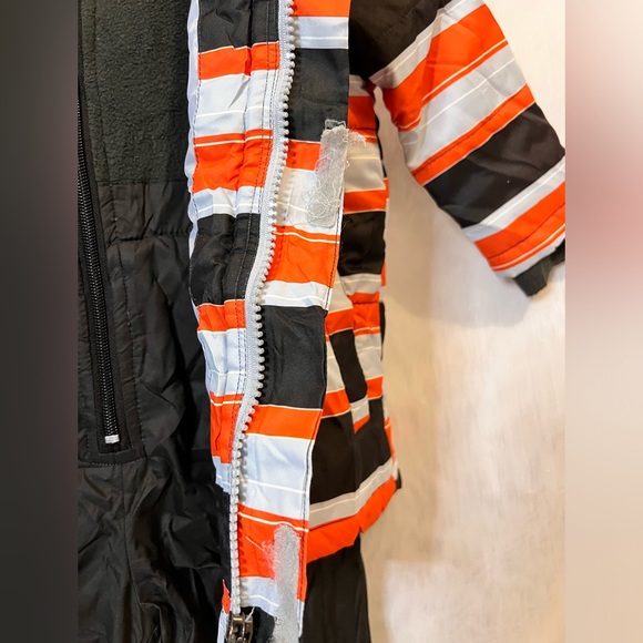 London Fog Boys 2-Piece Snowsuit - Snow Bib and Jacket - Picture 6 of 10